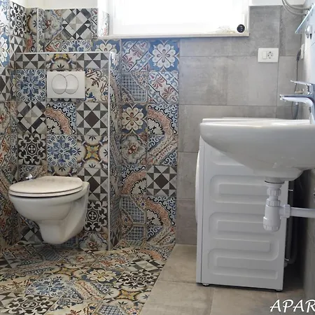 Apartament Luka *