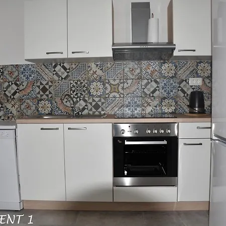 Luka Apartman