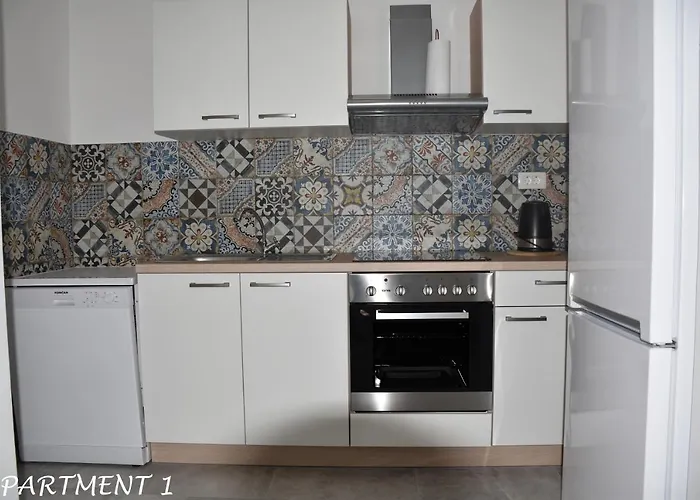 Luka Apartman