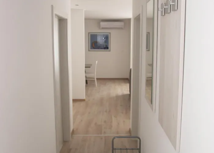 Luka Apartment
