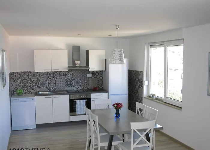 Luka Apartment